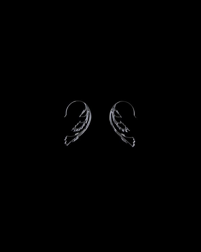 airy feather pierce