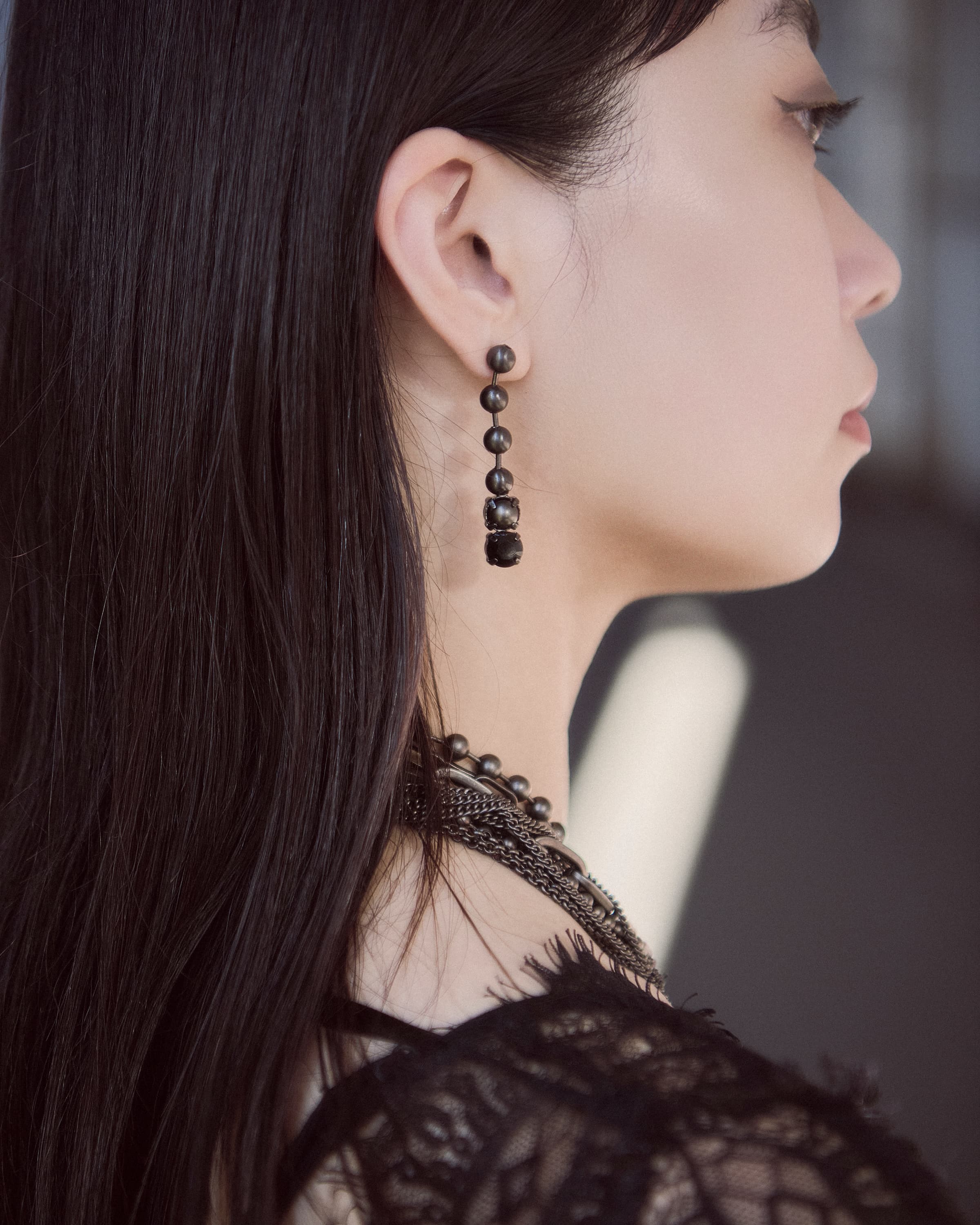 black hide stone pierce – être sans voix